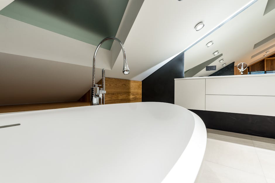 Luxurious freestanding bathtub interior